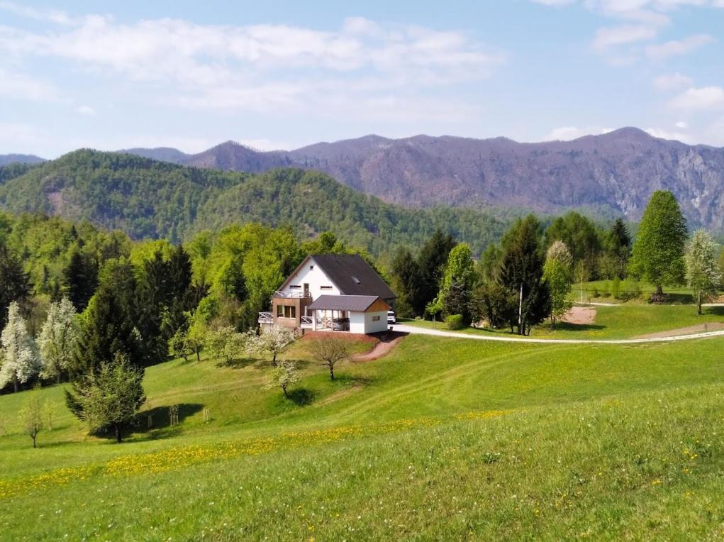 Na Kupcku Estate "Nature Reatreat & Wellness" Idrija Exterior foto